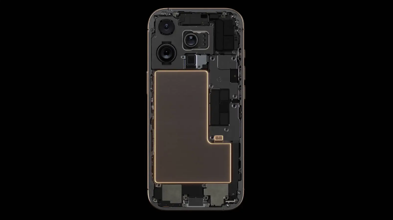 鹤峰苹果手机维修分享iPhone 16 Pro 系列屏幕更大，搭载 A18 Pro 芯片 